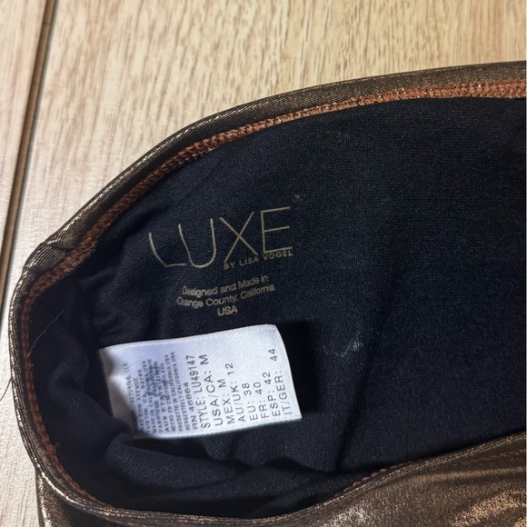 Luxe Gold Strapless Swimsuit Top - Picture 3 of 3